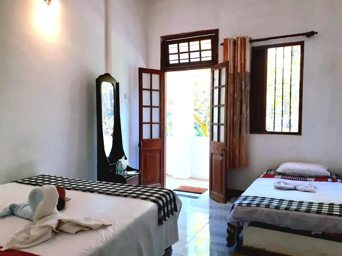 Green Shade Resort & Haritha Sewana Hotel 0*, Nallathanniya