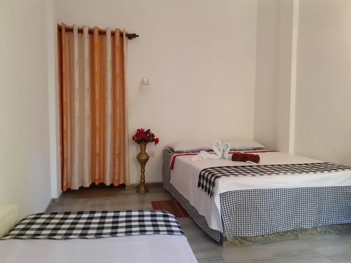 Guest house Green Shade Resort & Haritha Sewana Hotel Sri Lanka